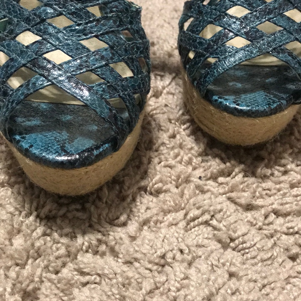 Mark / Avon heels - Picture 7 of 7